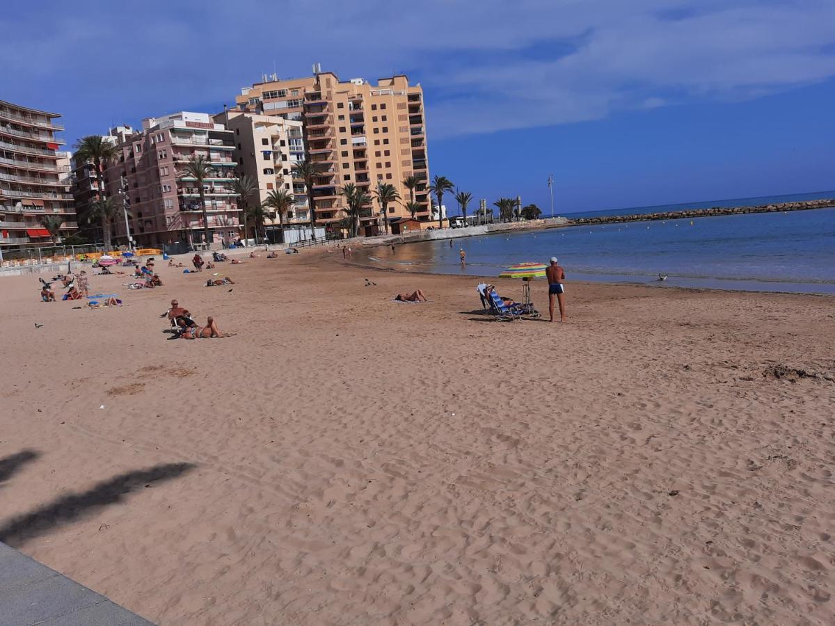 شقة Moderno Apartamento Familiar Junto Al Mar - Conejito تورّيفيِخا المظهر الخارجي الصورة