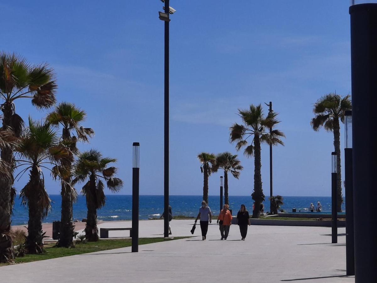 شقة Moderno Apartamento Familiar Junto Al Mar - Conejito تورّيفيِخا المظهر الخارجي الصورة