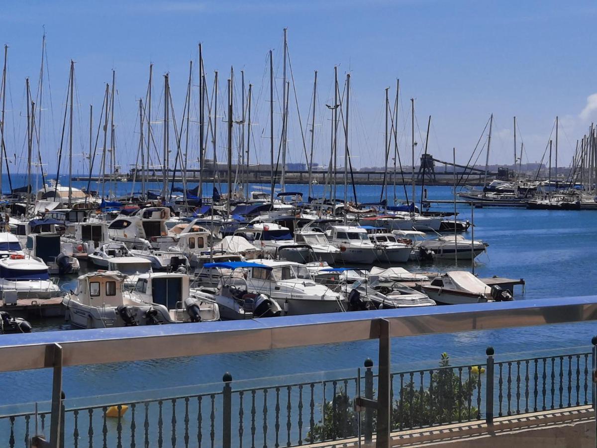 شقة Moderno Apartamento Familiar Junto Al Mar - Conejito تورّيفيِخا المظهر الخارجي الصورة