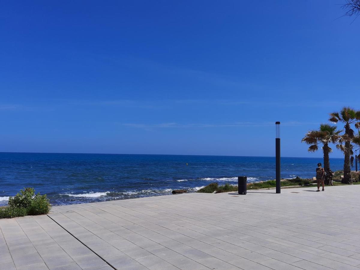 شقة Moderno Apartamento Familiar Junto Al Mar - Conejito تورّيفيِخا المظهر الخارجي الصورة