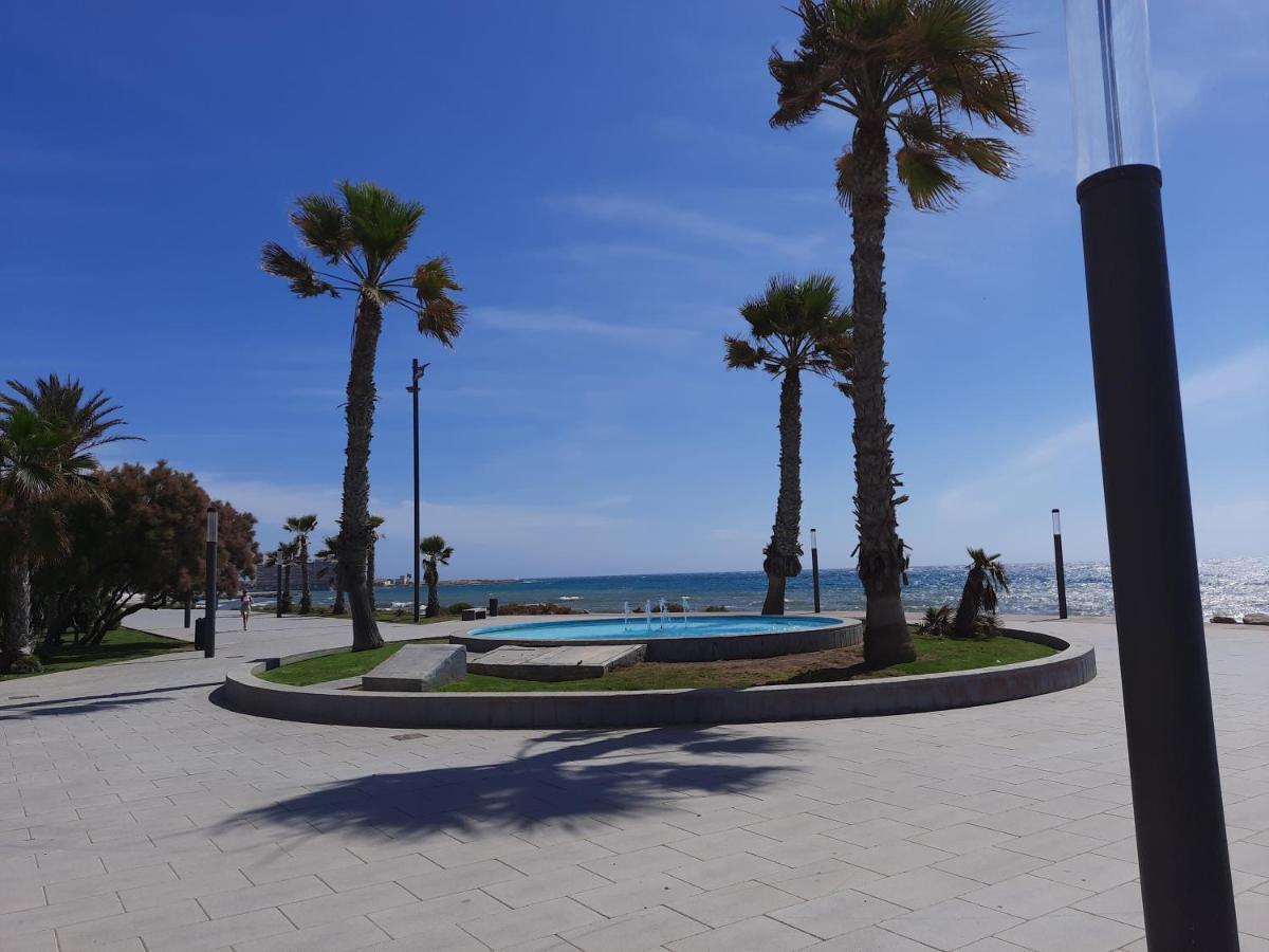 شقة Moderno Apartamento Familiar Junto Al Mar - Conejito تورّيفيِخا المظهر الخارجي الصورة