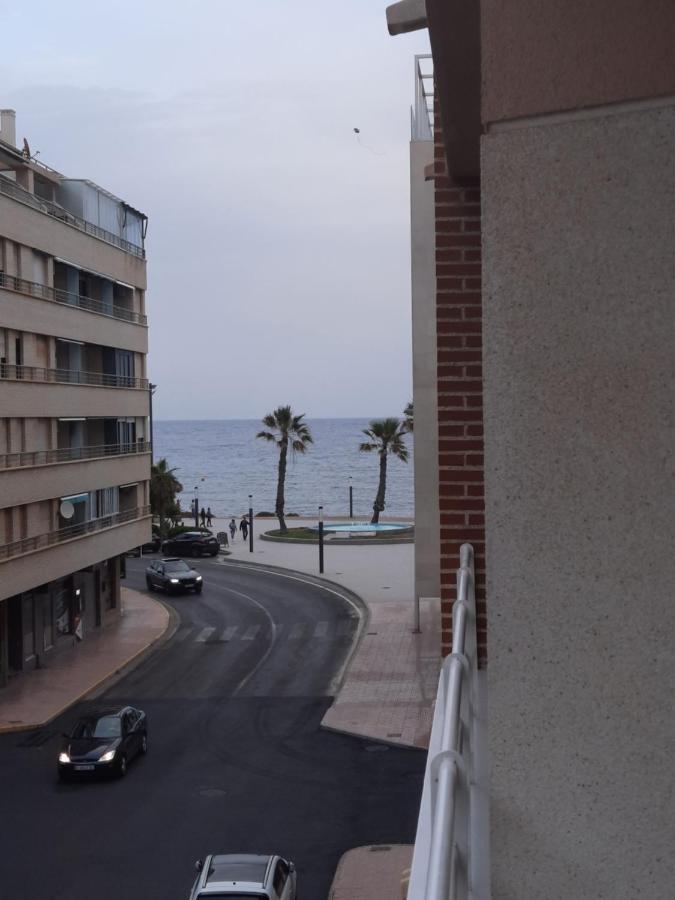 شقة Moderno Apartamento Familiar Junto Al Mar - Conejito تورّيفيِخا المظهر الخارجي الصورة