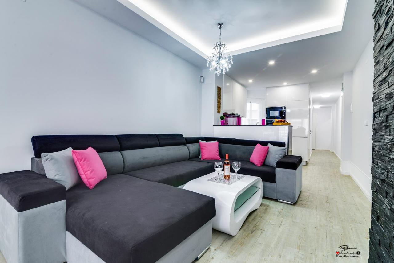 شقة Moderno Apartamento Familiar Junto Al Mar - Conejito تورّيفيِخا المظهر الخارجي الصورة